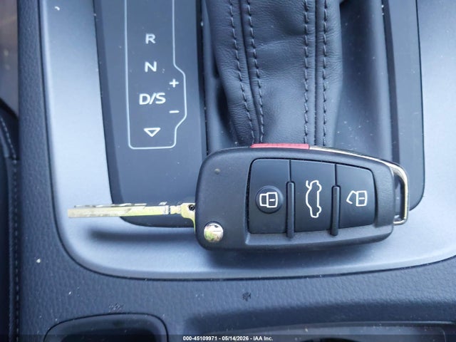 2025 Audi Q3 Premium 45 Tfsi S Line Quattro Tiptronic მანქანა იყიდება აუქციონზე, vin: WA1DECF33S1085557, აუქციონის ნომერი: 45109971