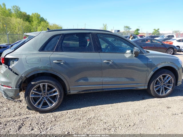 2025 Audi Q3 Premium 45 Tfsi S Line Quattro Tiptronic მანქანა იყიდება აუქციონზე, vin: WA1DECF33S1085557, აუქციონის ნომერი: 45109971