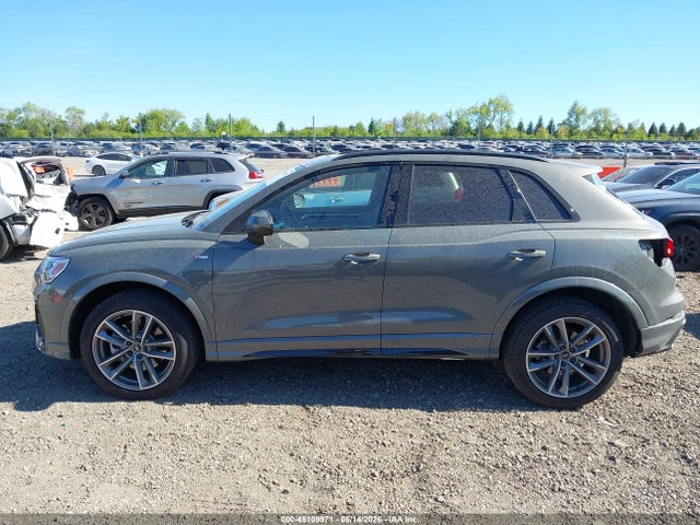 2025 Audi Q3 Premium 45 Tfsi S Line Quattro Tiptronic მანქანა იყიდება აუქციონზე, vin: WA1DECF33S1085557, აუქციონის ნომერი: 45109971