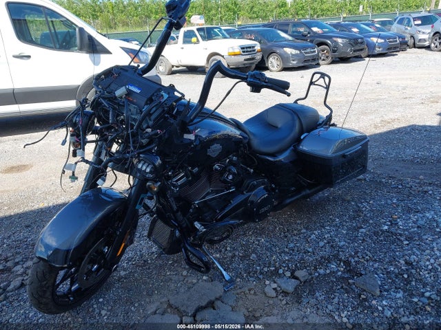 Harley-Davidson FLHXS 2021 1HD1KRP12MB628359 Image 2