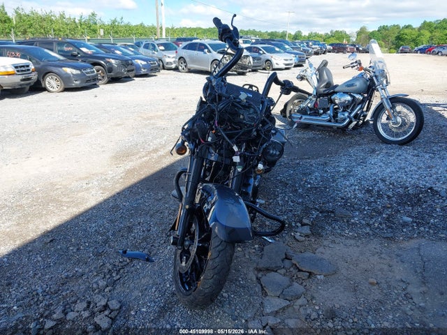 Harley-Davidson FLHXS 2021 1HD1KRP12MB628359 Image 5