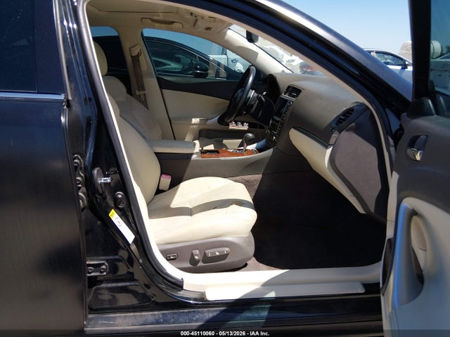 Продаж на аукціоні авто 2011 Lexus Is 350, vin: JTHBE5C29B5026024, номер лоту: 45110060