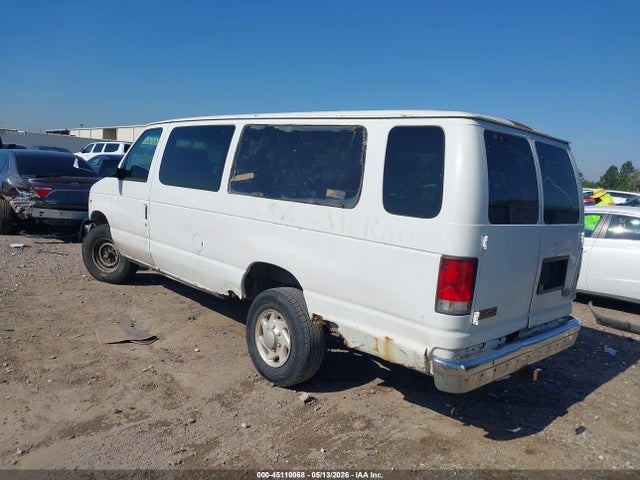 45110068 :رقم المزاد ، 1FBSS31LX1HA83344 vin ، 2001 Ford E-350 Super Duty Xl/xlt مزاد بيع
