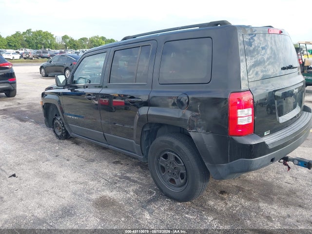 45110070 :رقم المزاد ، 1C4NJPBA0GD688621 vin ، 2016 Jeep Patriot Sport مزاد بيع
