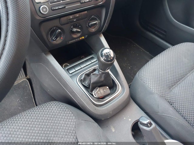 Продаж на аукціоні авто 2013 Volkswagen Jetta 2.0l S, vin: 3VW1K7AJ2DM280874, номер лоту: 45110076