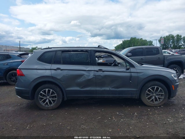 45110103 :رقم المزاد ، 3VV1B7AXXMM116944 vin ، 2021 Volkswagen Tiguan Trendline مزاد بيع