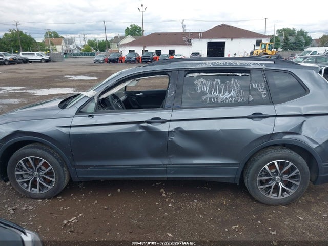 45110103 :رقم المزاد ، 3VV1B7AXXMM116944 vin ، 2021 Volkswagen Tiguan Trendline مزاد بيع