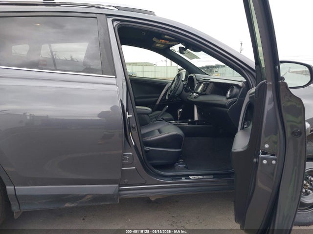 Aukcja sprzedaży 2017 Toyota Rav4 Se, vin: JTMJFREV1HD216035, numer aukcji: 45110128