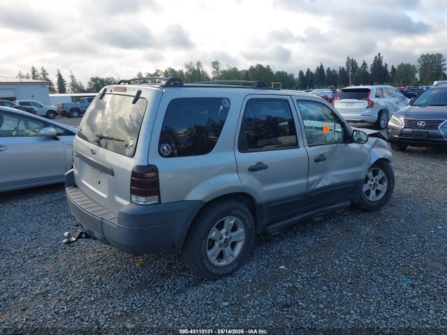 45110131 :رقم المزاد ، 1FMYU93185KA71051 vin ، 2005 Ford Escape Xlt مزاد بيع