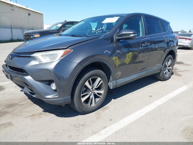 Toyota Rav4 Xle 2018 2T3WFREVXJW464721 Image 2