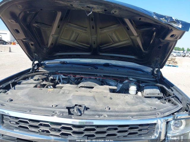 Продаж на аукціоні авто 2015 Chevrolet Suburban 1500 Lt, vin: 1GNSCJKC5FR297985, номер лоту: 45110182