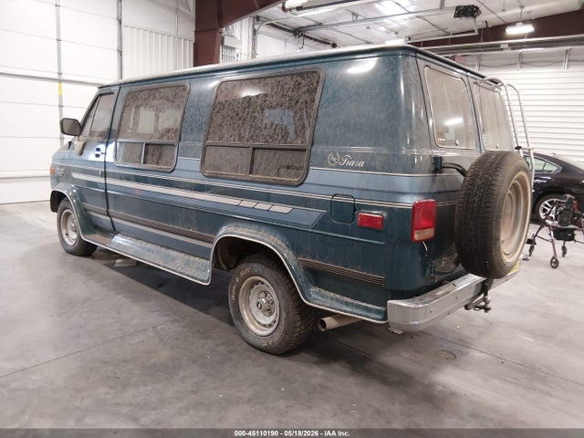 45110190 :رقم المزاد ، 2GBEG25K3N4143160 vin ، 1992 Chevrolet G20 مزاد بيع