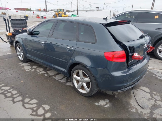 Продажа на аукционе авто 2013 Audi A3 2.0t Premium, vin: WAUKEAFM2DA033153, номер лота: 45110215