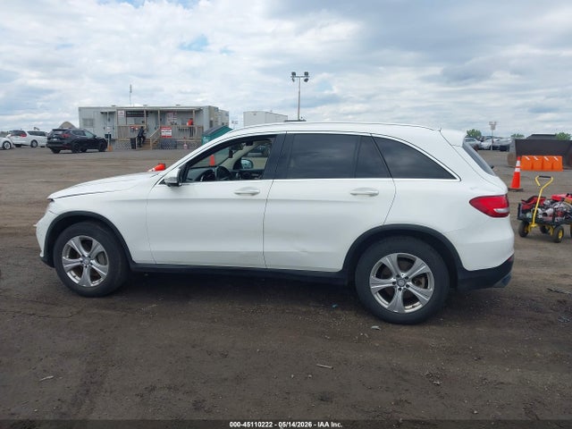 45110222 :رقم المزاد ، WDC0G4KB4GF098758 vin ، 2016 Mercedes-benz Glc 300 4matic مزاد بيع