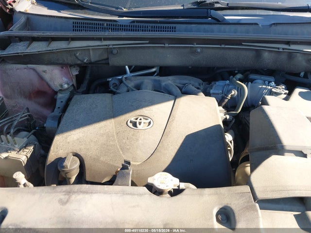 Продажа на аукционе авто 2019 Toyota Highlander Xle, vin: 5TDJZRFH7KS982332, номер лота: 45110230