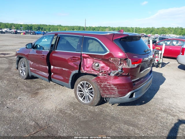 Продажа на аукционе авто 2019 Toyota Highlander Xle, vin: 5TDJZRFH7KS982332, номер лота: 45110230