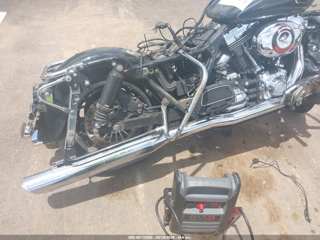 2008 Harley-davidson Flhtcui მანქანა იყიდება აუქციონზე, vin: 1HD1FC4108Y654435, აუქციონის ნომერი: 45110250