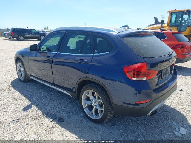 2015 Bmw X1 Xdrive28i მანქანა იყიდება აუქციონზე, vin: WBAVL1C54FVY29950, აუქციონის ნომერი: 45110252