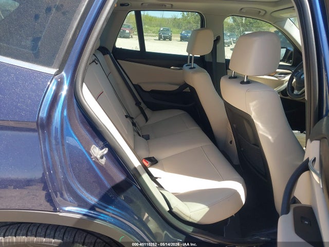 2015 Bmw X1 Xdrive28i მანქანა იყიდება აუქციონზე, vin: WBAVL1C54FVY29950, აუქციონის ნომერი: 45110252