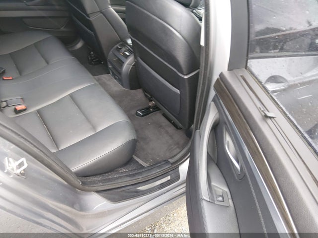 Продаж на аукціоні авто 2011 Bmw 550i, vin: WBAFR9C52BC599798, номер лоту: 45110277