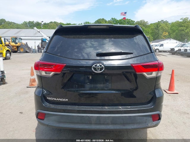 Auction sale of the 2017 Toyota Highlander Le, vin: 5TDZARFH4HS027006, lot number: 45110292