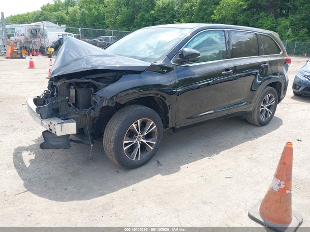 Auction sale of the 2017 Toyota Highlander Le, vin: 5TDZARFH4HS027006, lot number: 45110292
