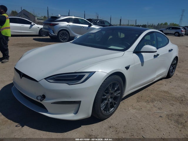 2021 Tesla Model S Plaid Tri Motor All-wheel Drive მანქანა იყიდება აუქციონზე, vin: 5YJSA1E68MF438295, აუქციონის ნომერი: 45110300