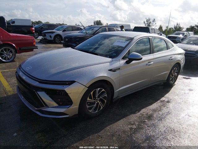 Auction sale of the 2026 Hyundai Sonata Hybrid Blue, vin: KMHL24JJ3TA151396, lot number: 45110347