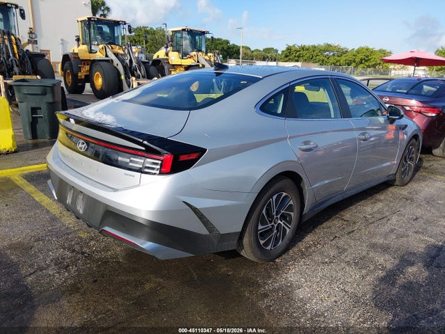 Auction sale of the 2026 Hyundai Sonata Hybrid Blue, vin: KMHL24JJ3TA151396, lot number: 45110347