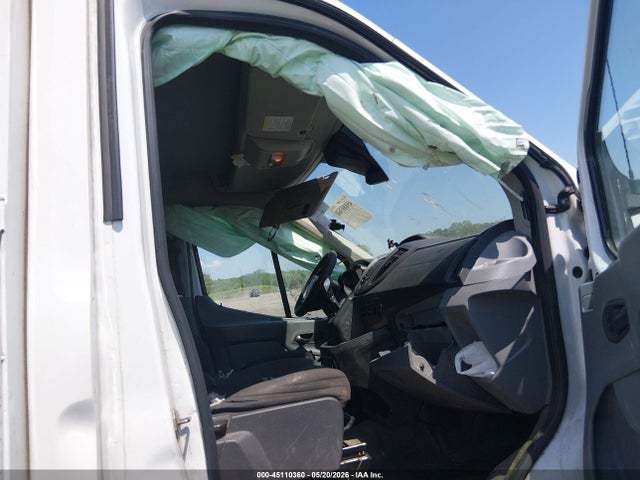 Продажа на аукционе авто 2015 Ford Transit-250 Cutaway, vin: 1FDYR5PM3FKA95807, номер лота: 45110360