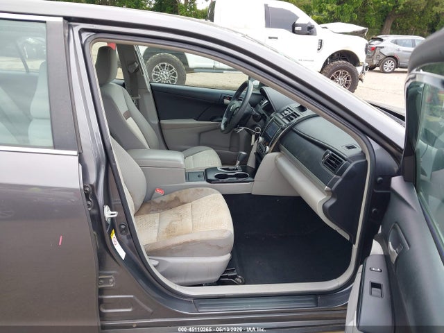45110365 :رقم المزاد ، 4T4BF1FK1DR279853 vin ، 2013 Toyota Camry Le مزاد بيع