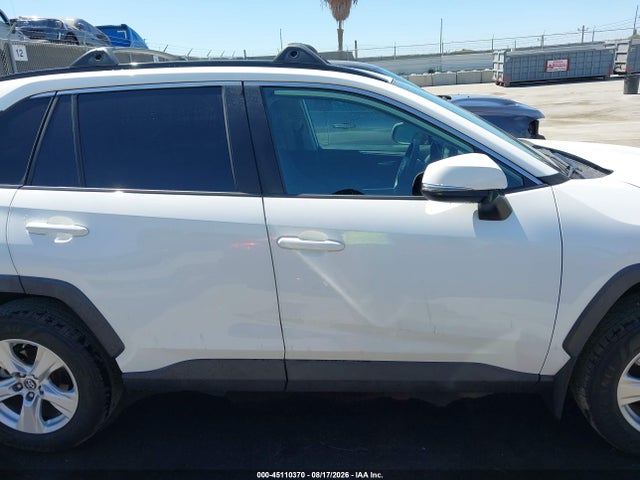 2T3W1RFV7KW002700 Toyota Rav4 Xle