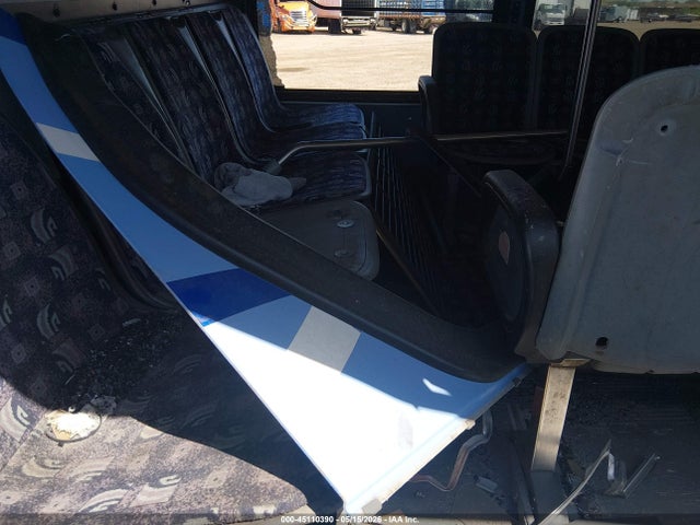 45110390 :رقم المزاد ، 15GGB271791176837 vin ، 2009 Gillig Transit Bus Low مزاد بيع