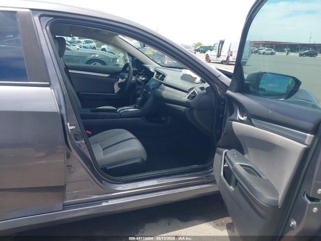 Продажа на аукционе авто 2016 Honda Civic Lx, vin: 19XFC2F57GE033188, номер лота: 45110404