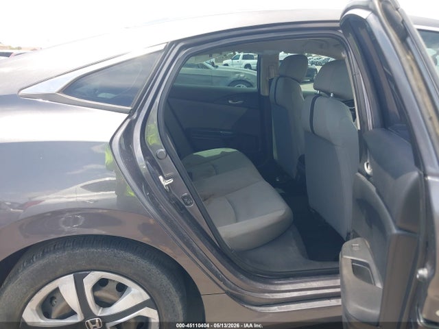 Продажа на аукционе авто 2016 Honda Civic Lx, vin: 19XFC2F57GE033188, номер лота: 45110404