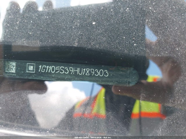45110408 :رقم المزاد ، 1G1105S39HU189303 vin ، 2017 Chevrolet Impala 1lt مزاد بيع