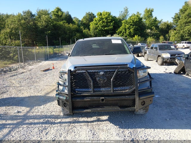 Aukcja sprzedaży 2018 Toyota Tundra Sr5 5.7l V8, vin: 5TFDW5F17JX759119, numer aukcji: 45110454