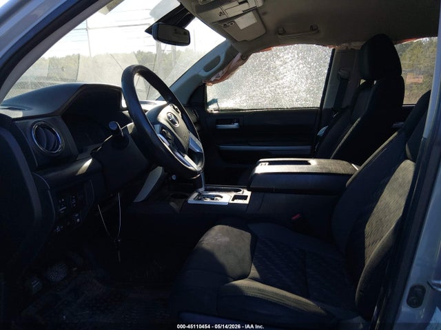 Aukcja sprzedaży 2018 Toyota Tundra Sr5 5.7l V8, vin: 5TFDW5F17JX759119, numer aukcji: 45110454