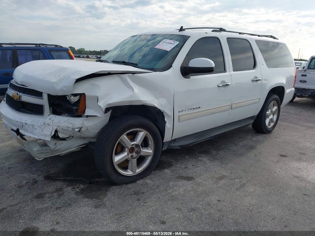 2013 Chevrolet Suburban 1500 Lt მანქანა იყიდება აუქციონზე, vin: 1GNSCJE07DR181301, აუქციონის ნომერი: 45110469