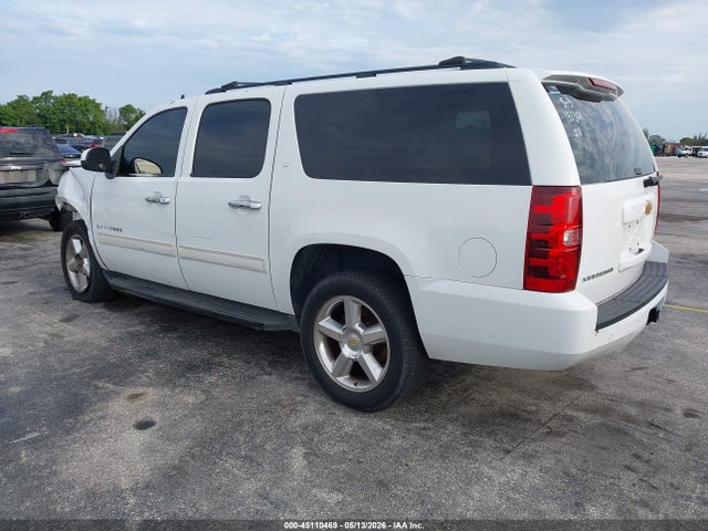 2013 Chevrolet Suburban 1500 Lt მანქანა იყიდება აუქციონზე, vin: 1GNSCJE07DR181301, აუქციონის ნომერი: 45110469
