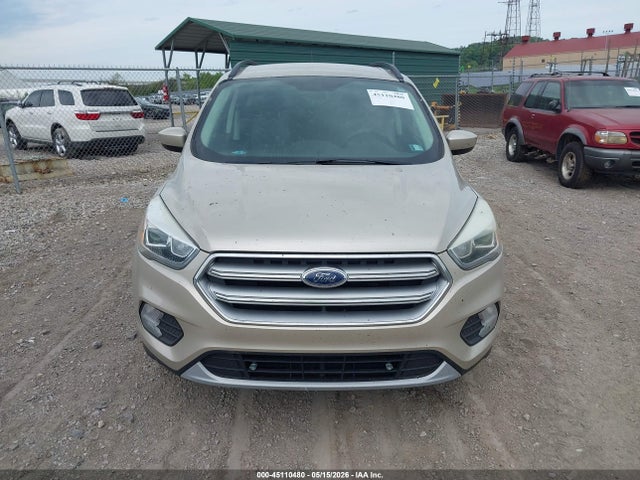 Продажа на аукционе авто 2017 Ford Escape Se, vin: 1FMCU0GD4HUC97655, номер лота: 45110480