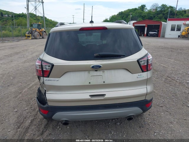 Продажа на аукционе авто 2017 Ford Escape Se, vin: 1FMCU0GD4HUC97655, номер лота: 45110480