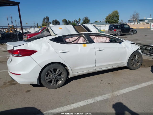 Hyundai Elantra Value Edition 2018 5NPD84LF5JH329346 Image 13