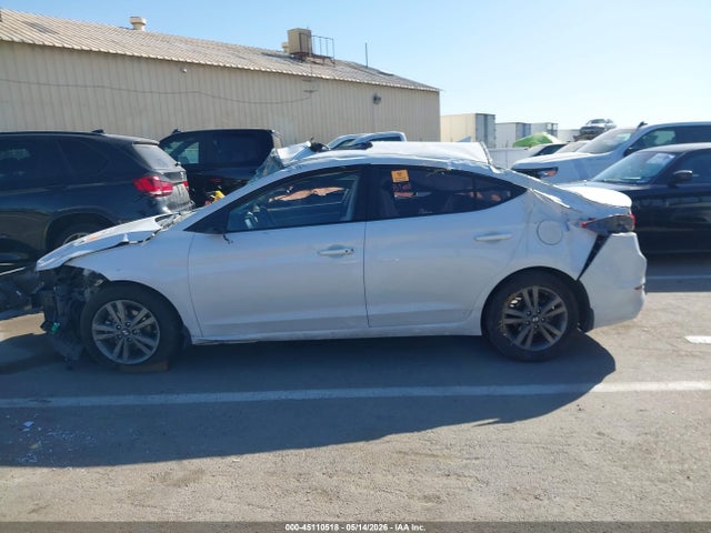 Hyundai Elantra Value Edition 2018 5NPD84LF5JH329346 Image 14