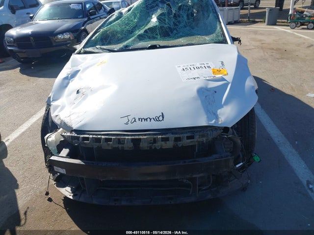 Hyundai Elantra Value Edition 2018 5NPD84LF5JH329346 Image 6