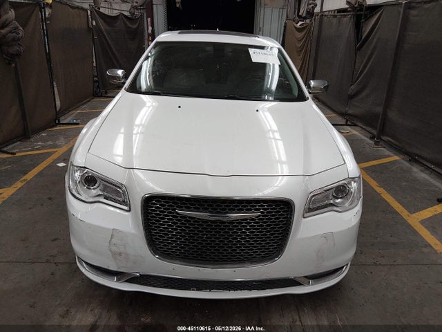 Chrysler 300C 2015 2C3CCAEG6FH922202 Image 12