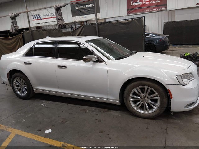 Chrysler 300C 2015 2C3CCAEG6FH922202 Image 13