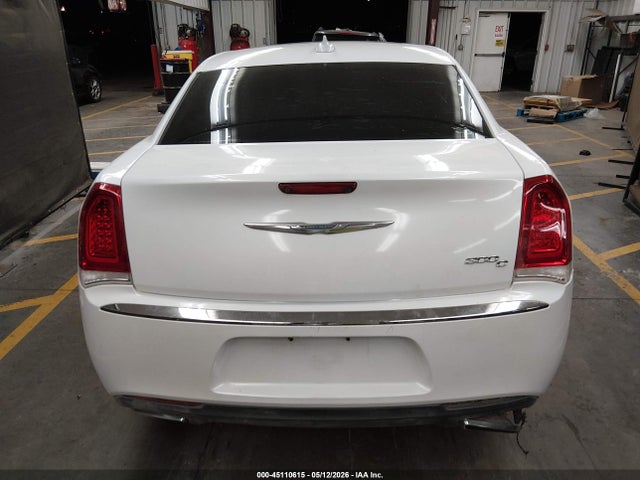 Chrysler 300C 2015 2C3CCAEG6FH922202 Image 16