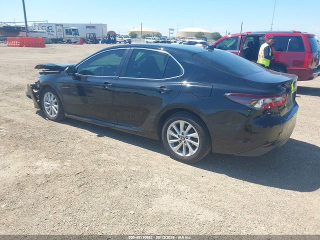 Aukcja sprzedaży 2022 Toyota Camry Le, vin: 4T1C11AK2NU631442, numer aukcji: 45110662