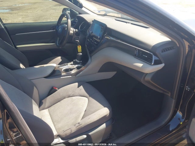 Продаж на аукціоні авто 2022 Toyota Camry Le, vin: 4T1C11AK2NU631442, номер лоту: 45110662